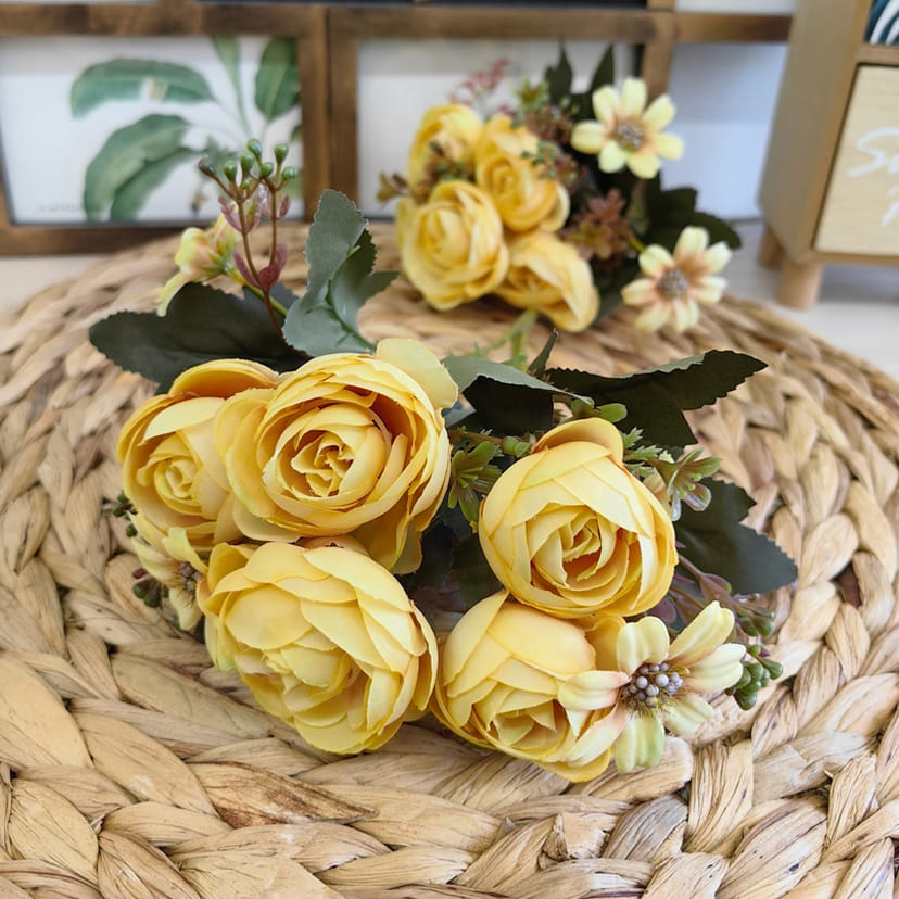 Искусственные цветы в Бузулуке | Цветы искусственные «Камелии с мелкоцветом», желтые, букет