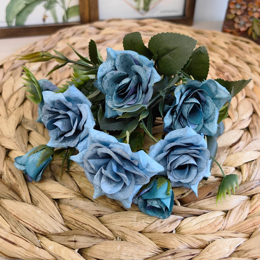 Искусственные цветы в Бузулуке | Цветы искусственные «Розы», синие, букет